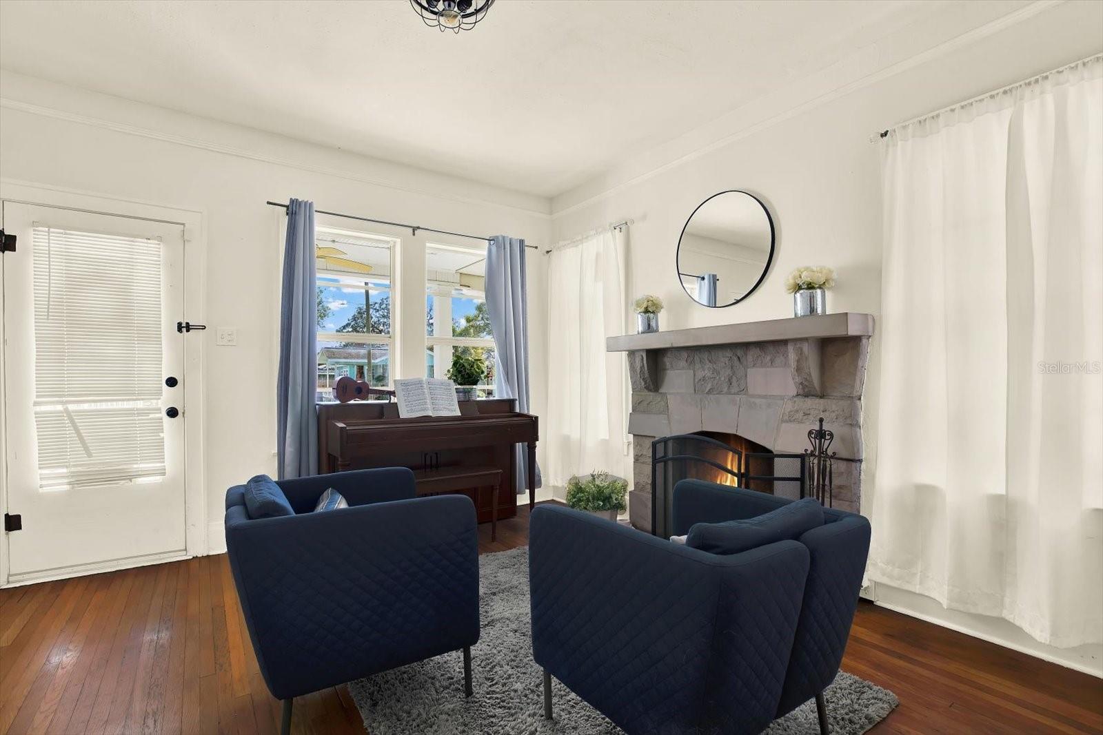 1414 E PARIS ST, TAMPA, FL, 33604