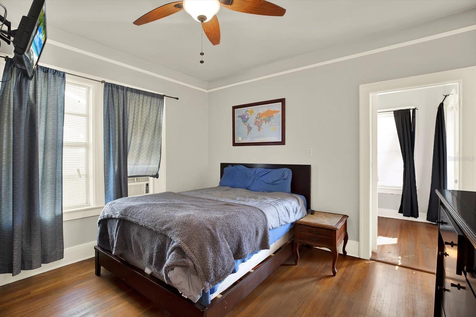 1414 E PARIS ST, TAMPA, FL, 33604