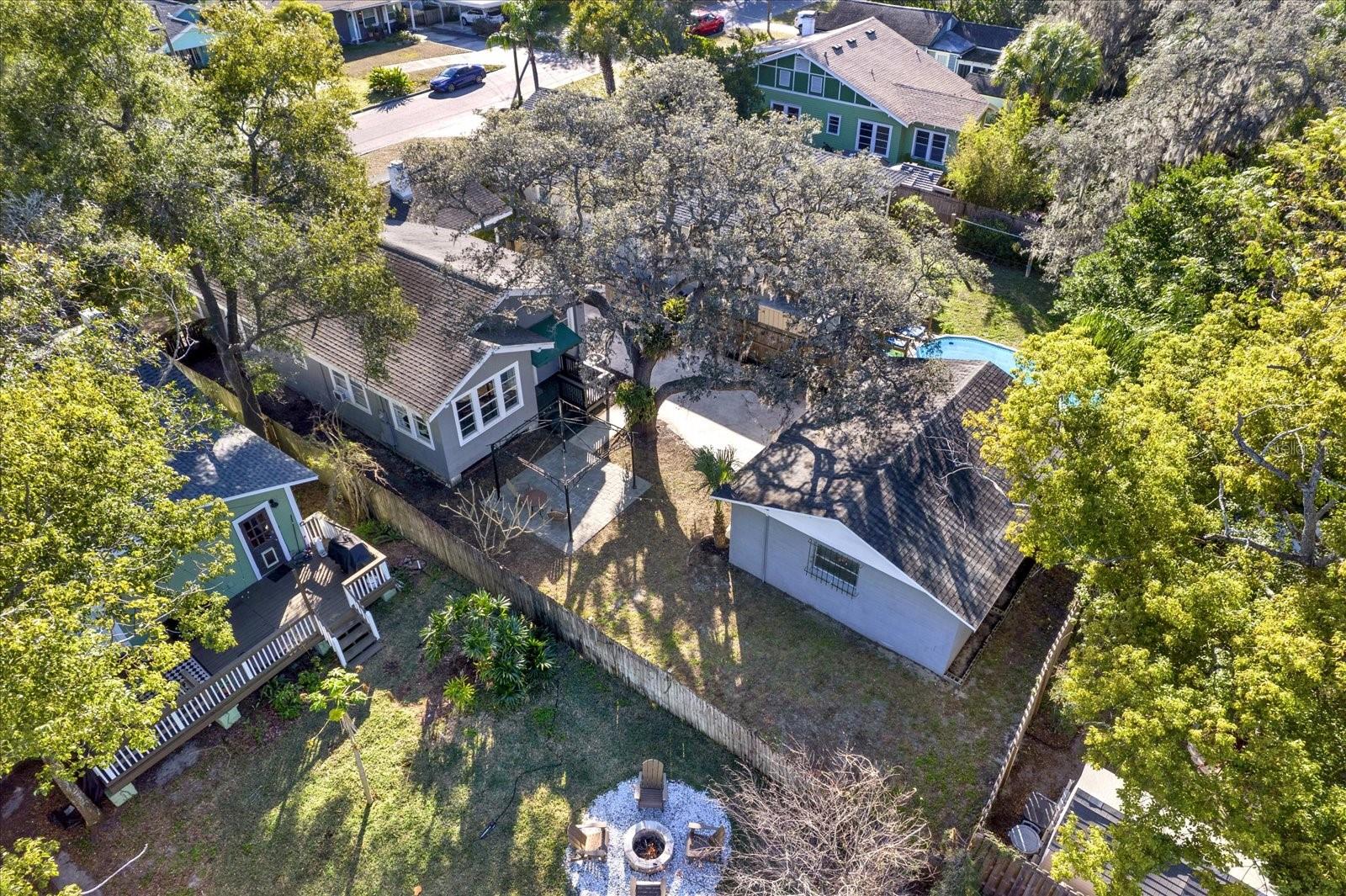 1414 E PARIS ST, TAMPA, FL, 33604