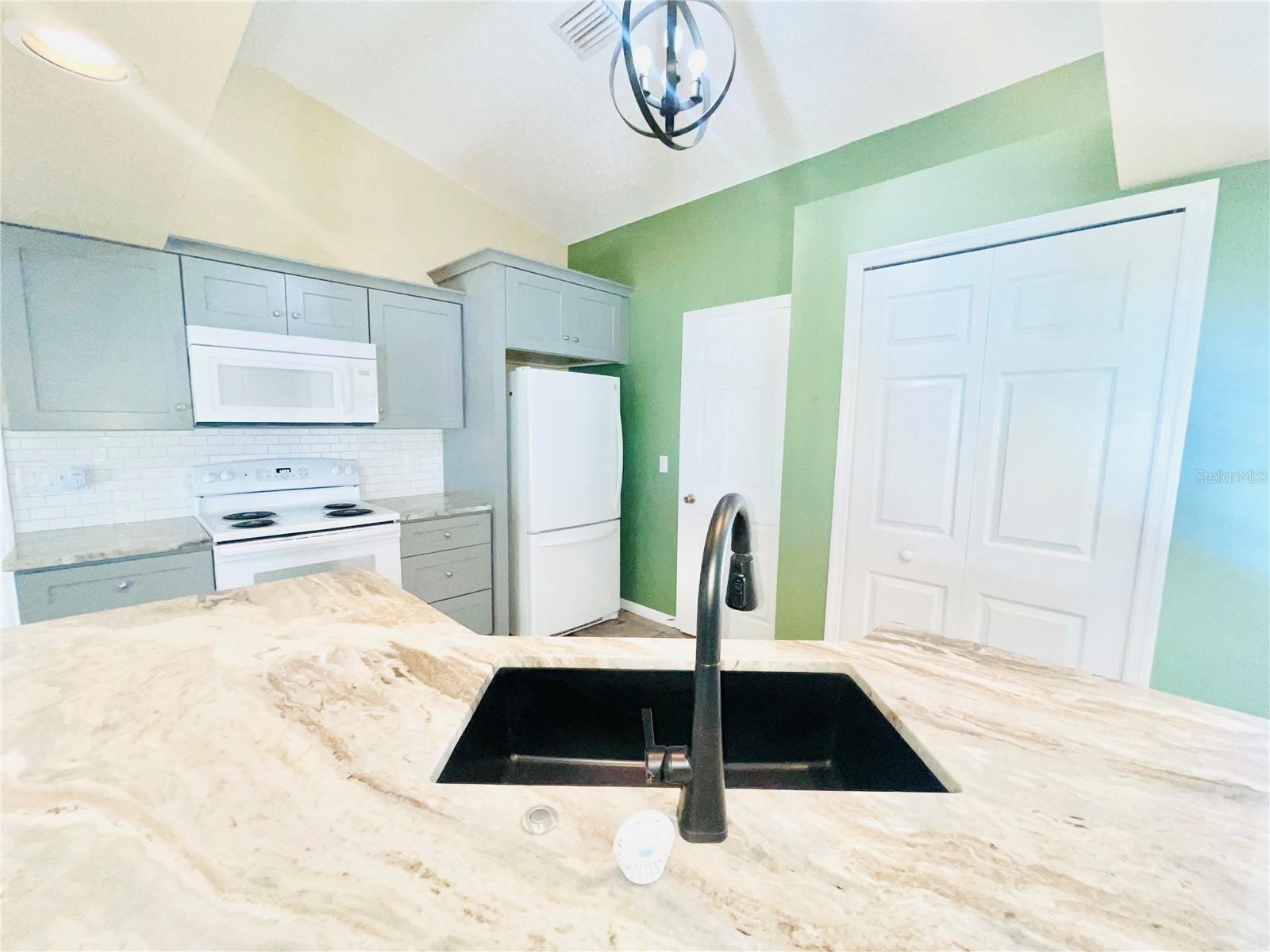 119 PINE GROVE DR, PALM COAST, FL, 32164