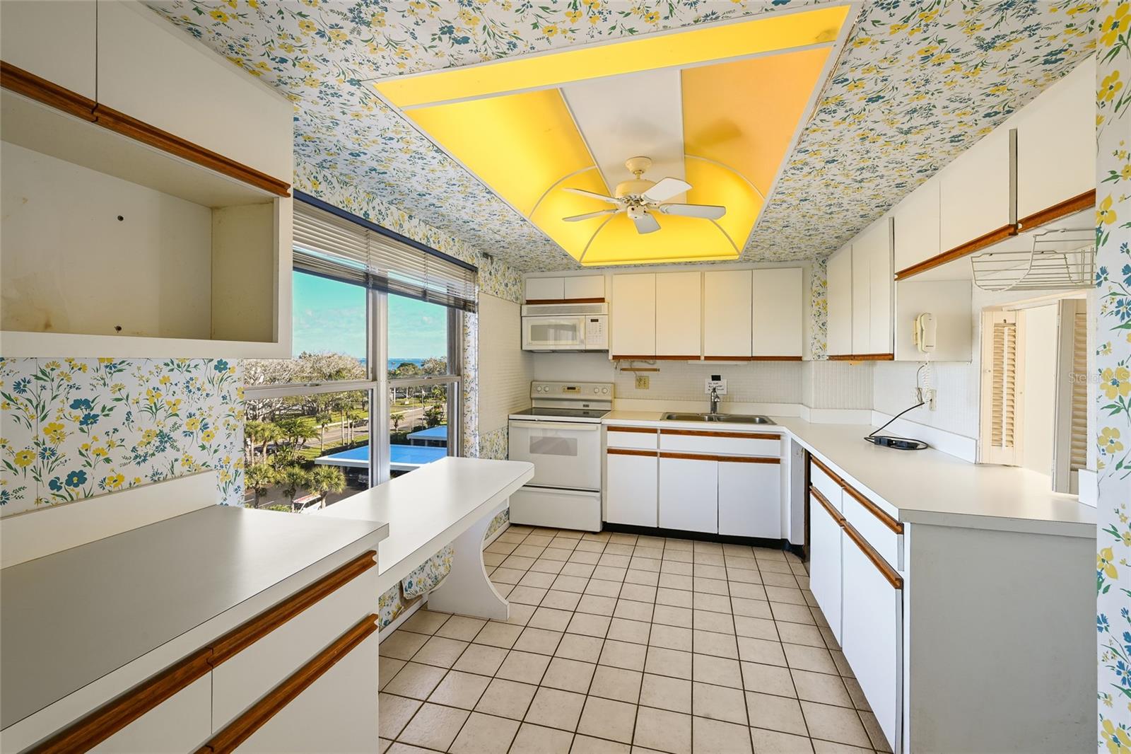 4401 GULF OF MEXICO DR #601, LONGBOAT KEY, FL, 34228