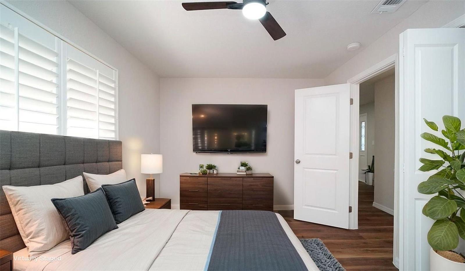 110 92ND AVE NE, ST PETERSBURG, FL, 33702