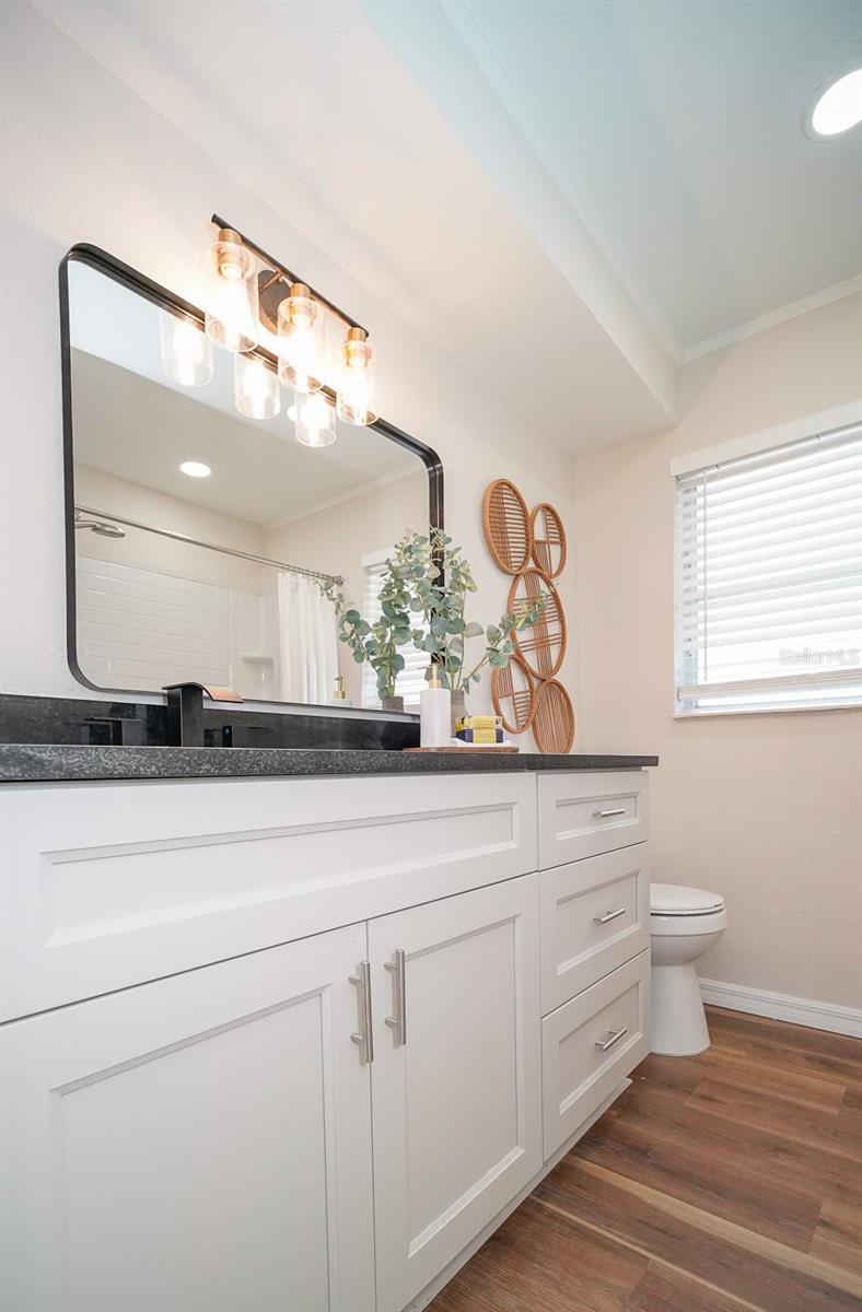 110 92ND AVE NE, ST PETERSBURG, FL, 33702