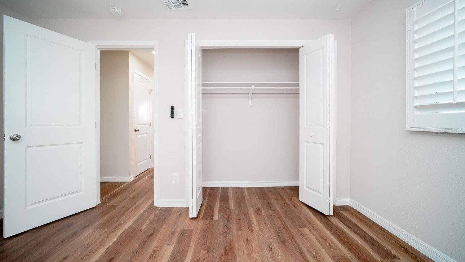 110 92ND AVE NE, ST PETERSBURG, FL, 33702