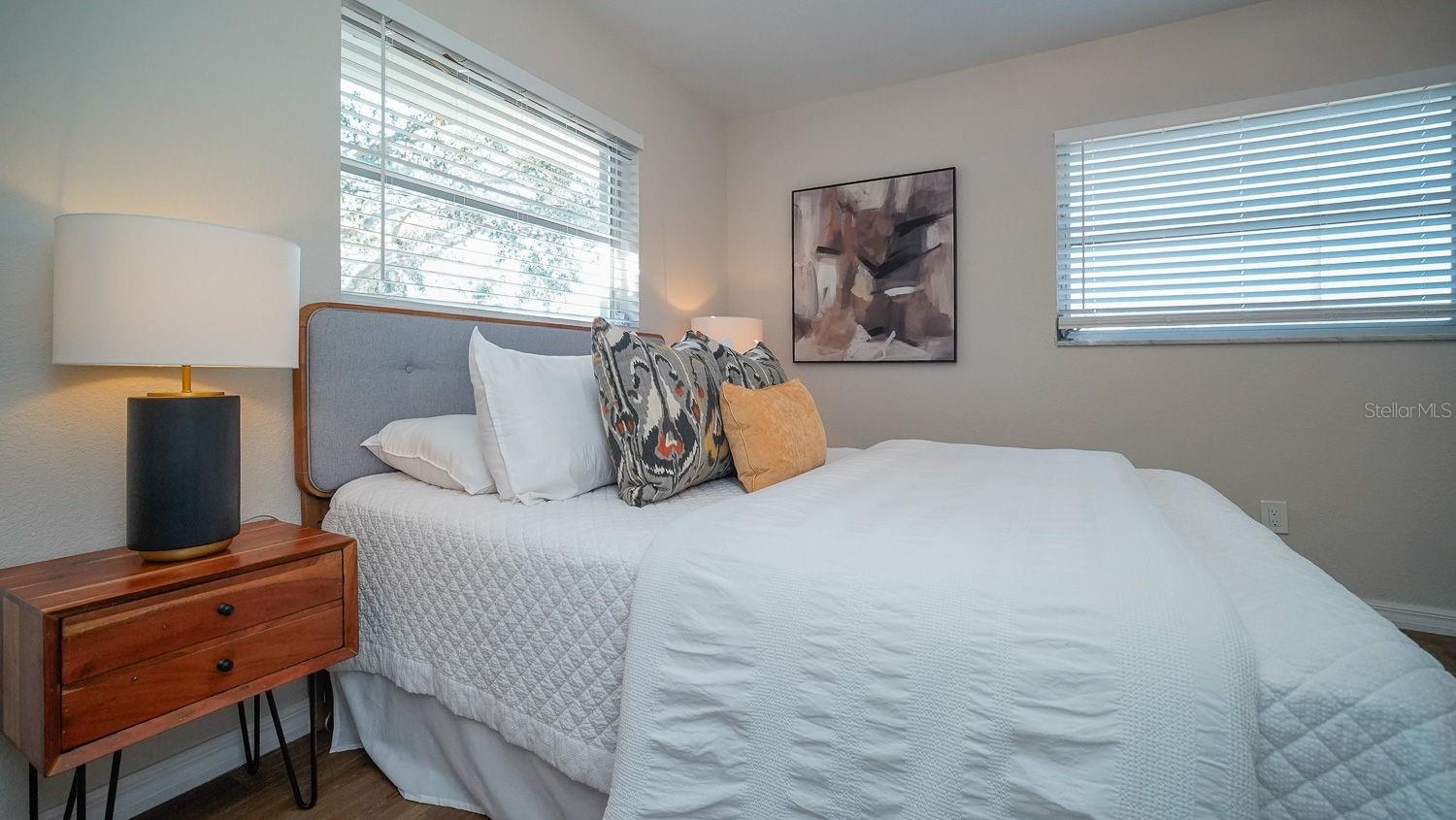 110 92ND AVE NE, ST PETERSBURG, FL, 33702