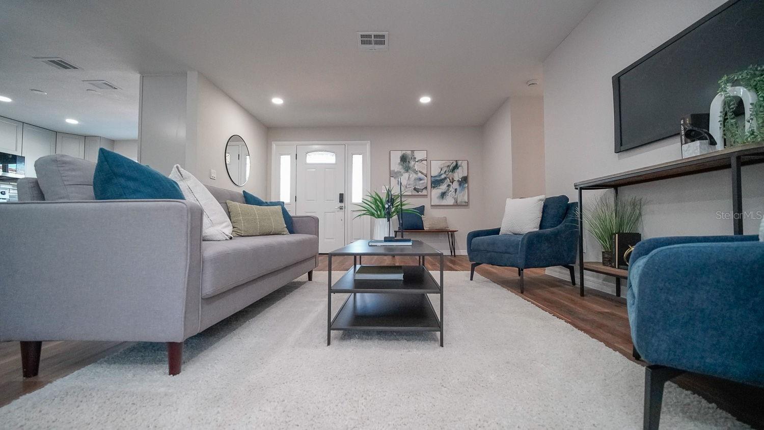 110 92ND AVE NE, ST PETERSBURG, FL, 33702