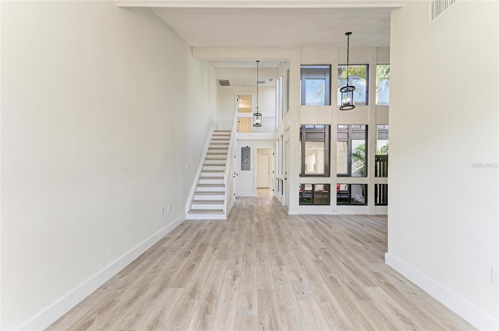 800 S BLVD OF THE PRESIDENTS #9, SARASOTA, FL, 34236