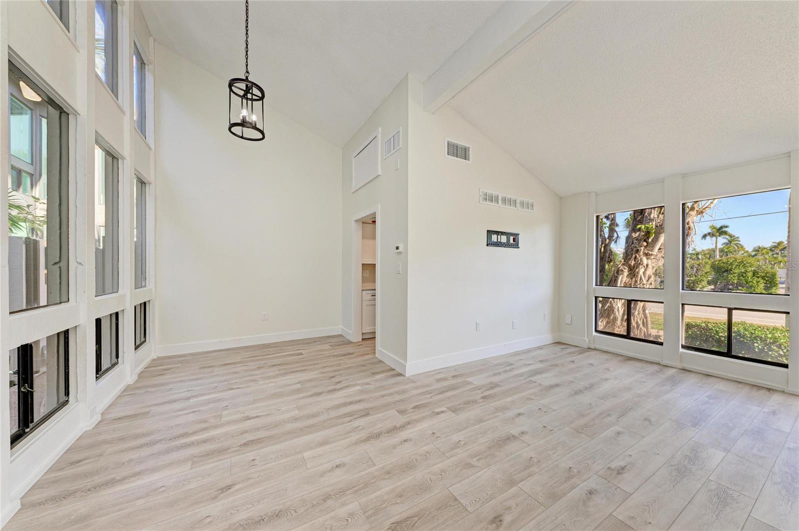 800 S BLVD OF THE PRESIDENTS #9, SARASOTA, FL, 34236