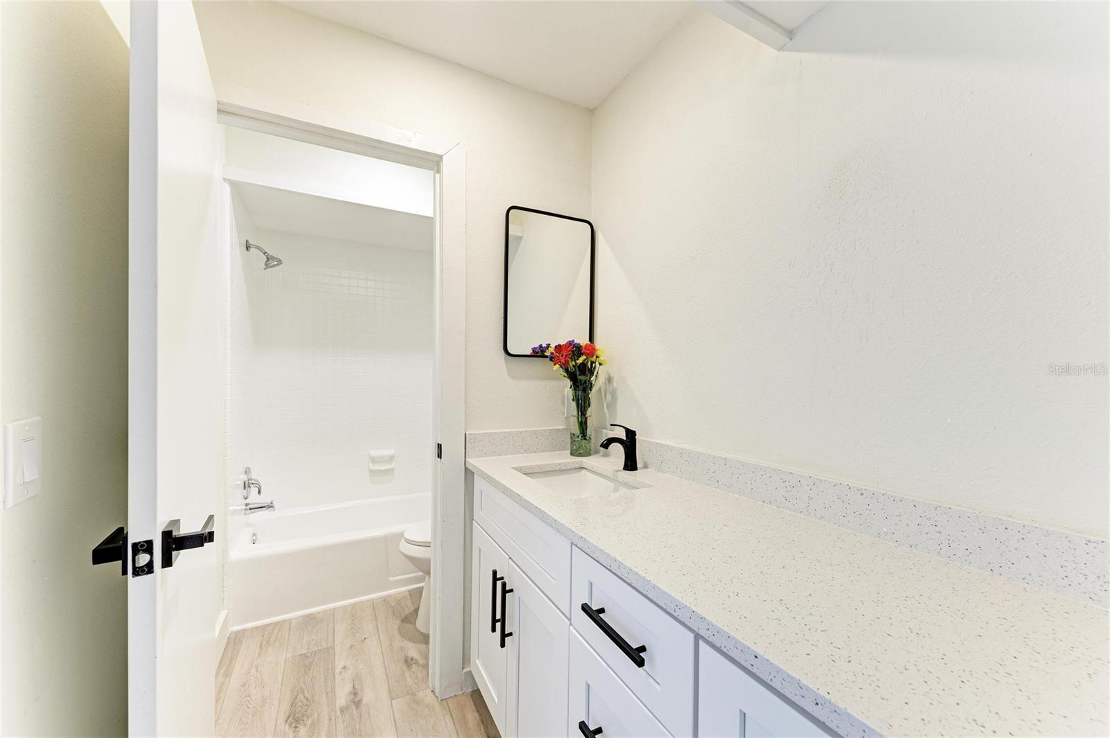 800 S BLVD OF THE PRESIDENTS #9, SARASOTA, FL, 34236