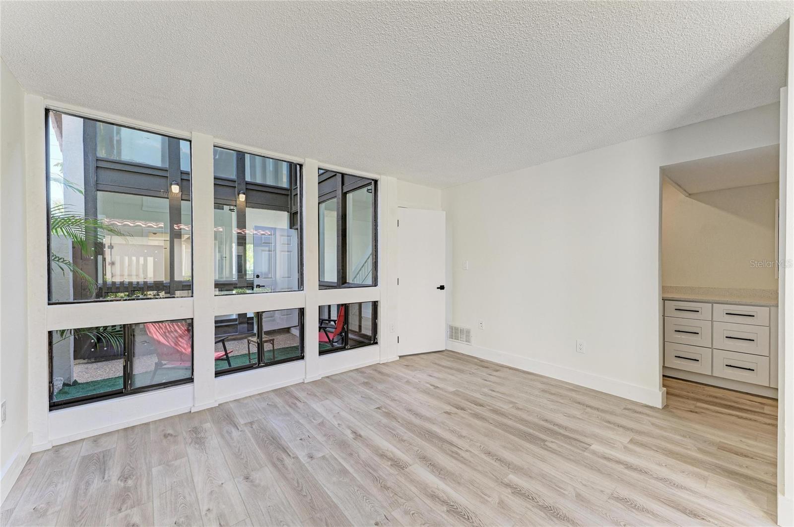 800 S BLVD OF THE PRESIDENTS #9, SARASOTA, FL, 34236