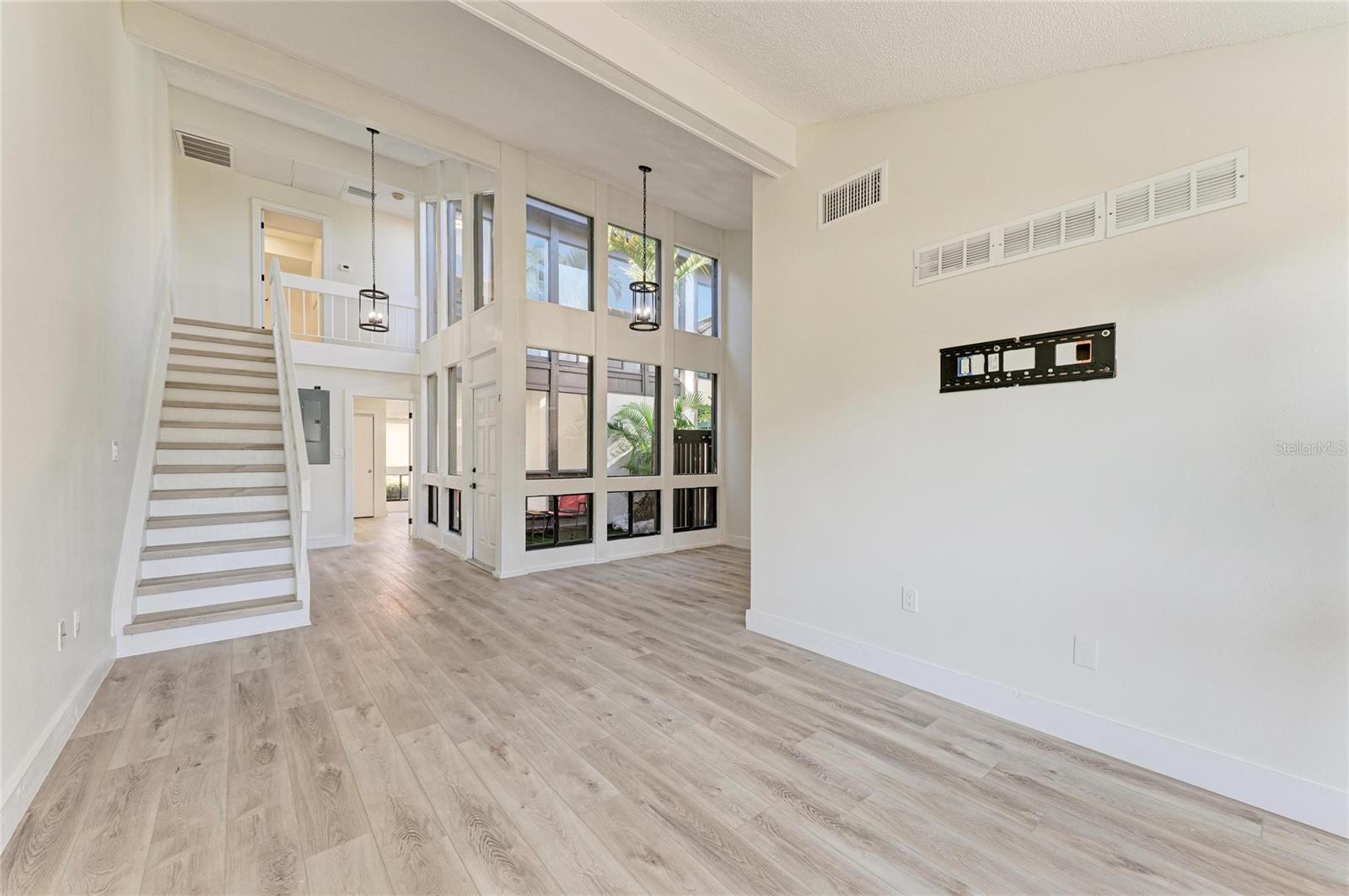 800 S BLVD OF THE PRESIDENTS #9, SARASOTA, FL, 34236