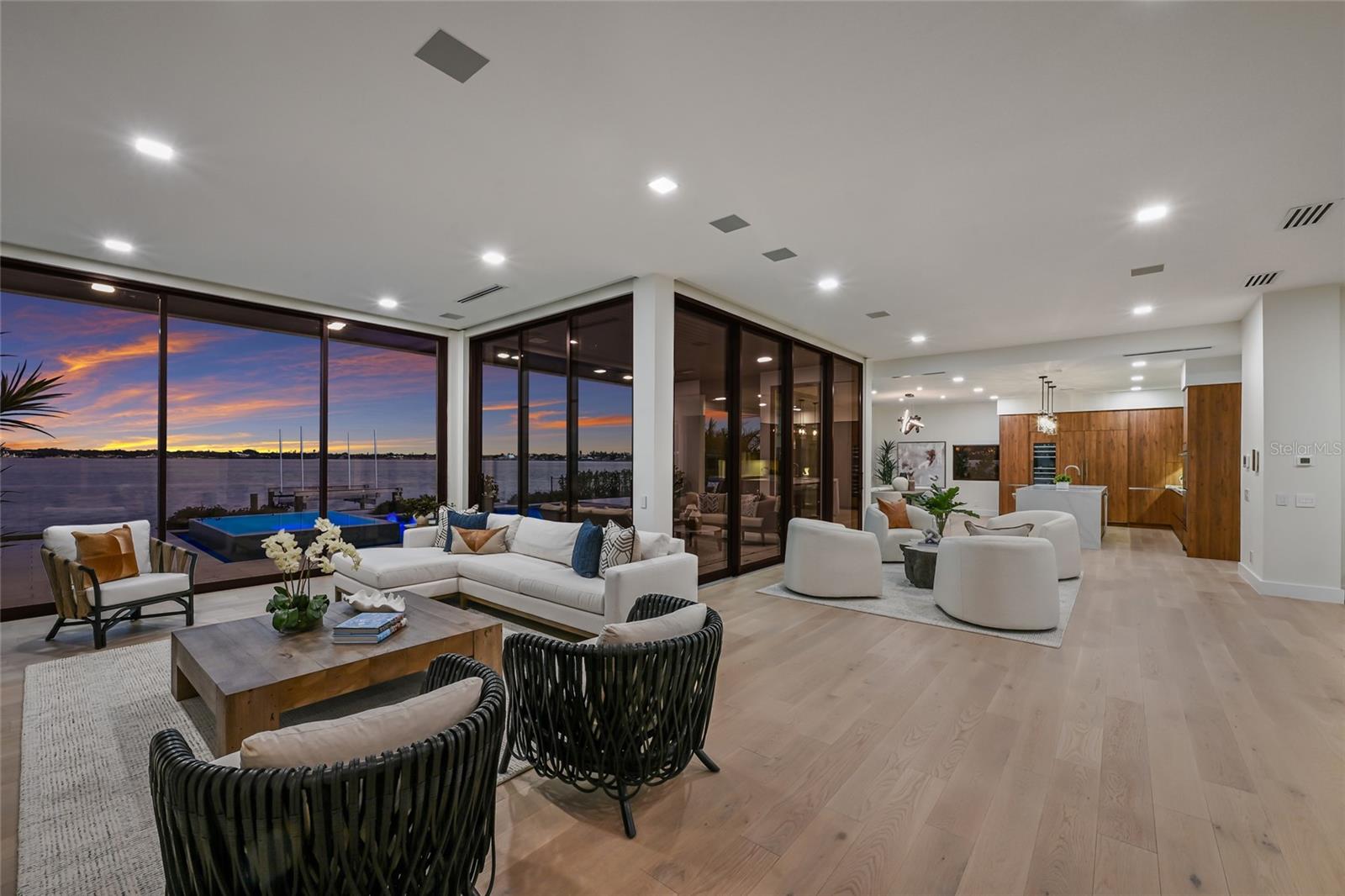 A4679736 Property Photo