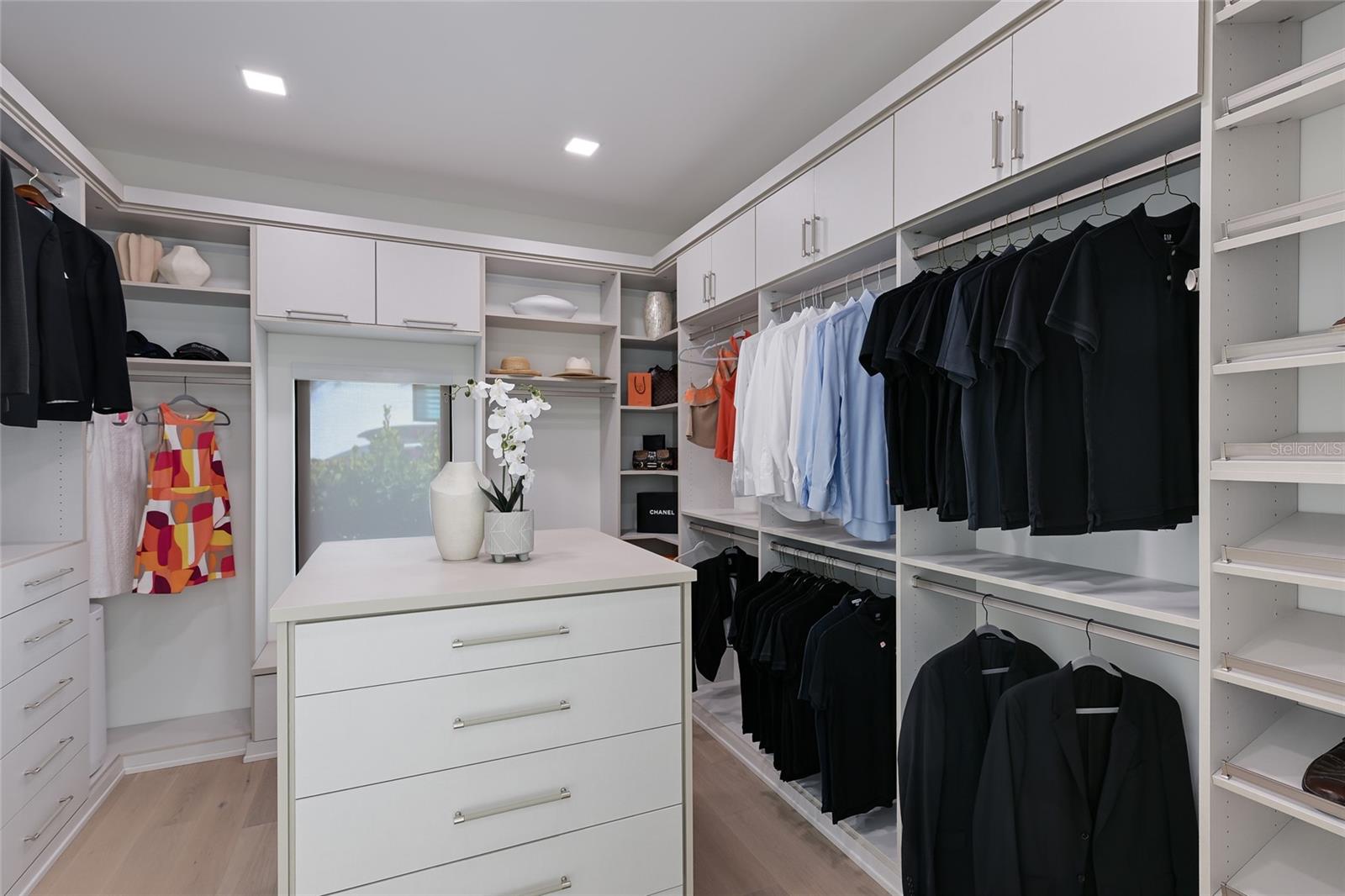 A4679736 Property Photo