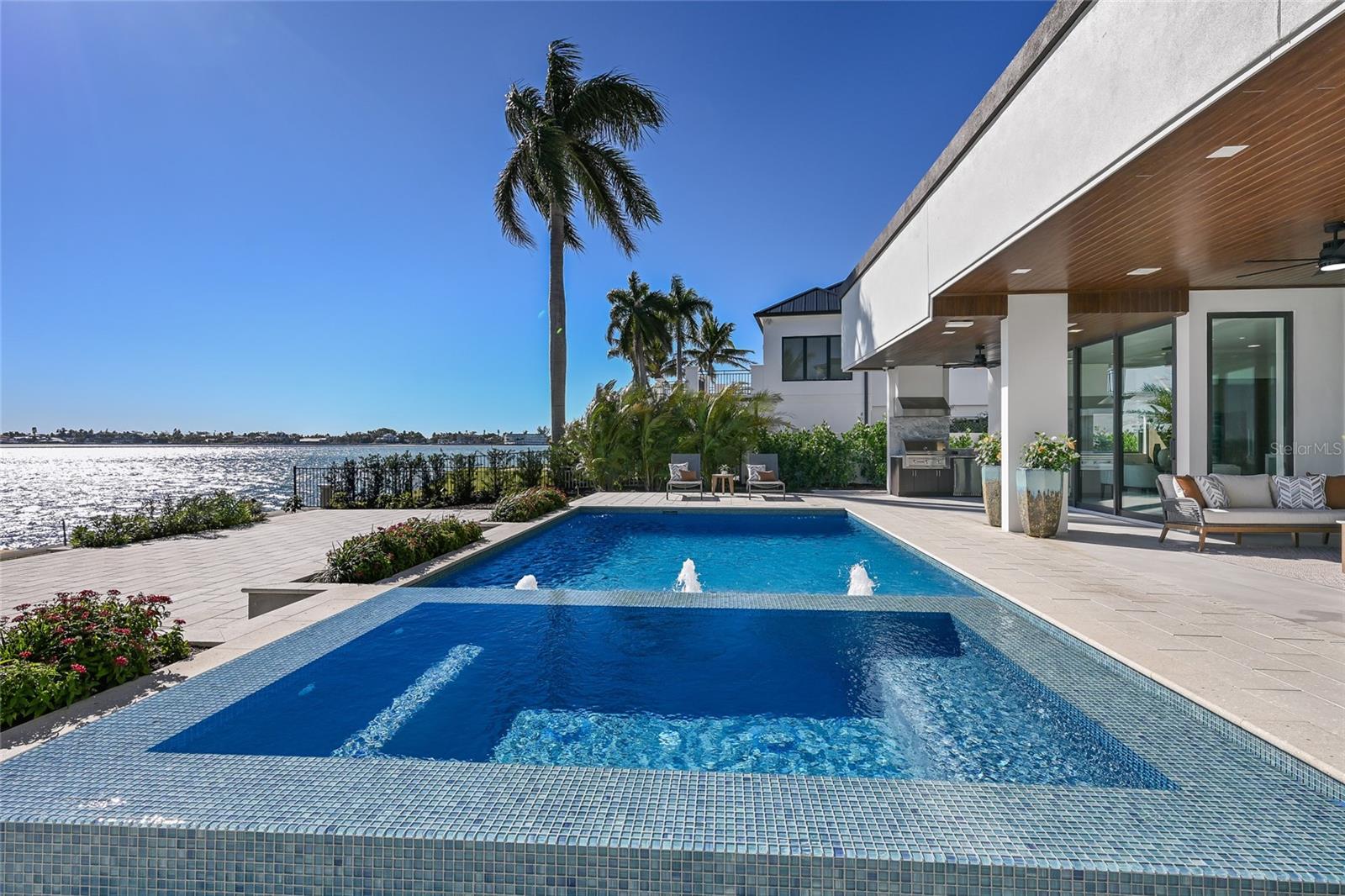 A4679736 Property Photo