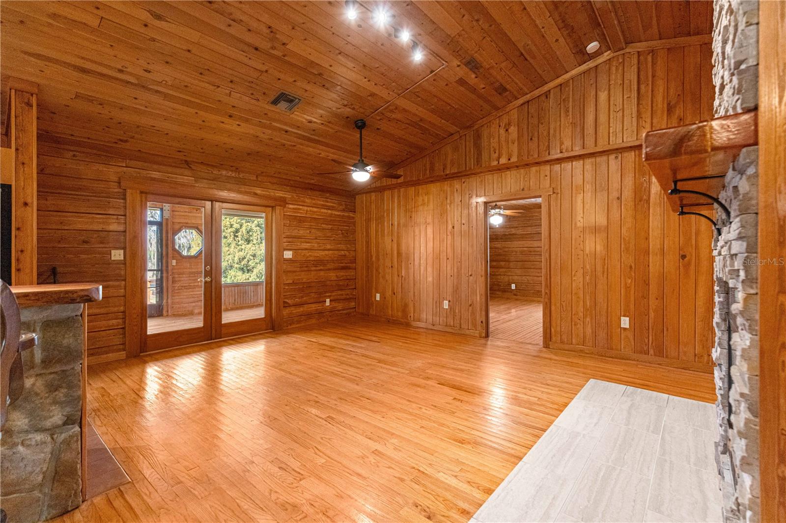 9145 NW 193 ST, MICANOPY, FL, 32667