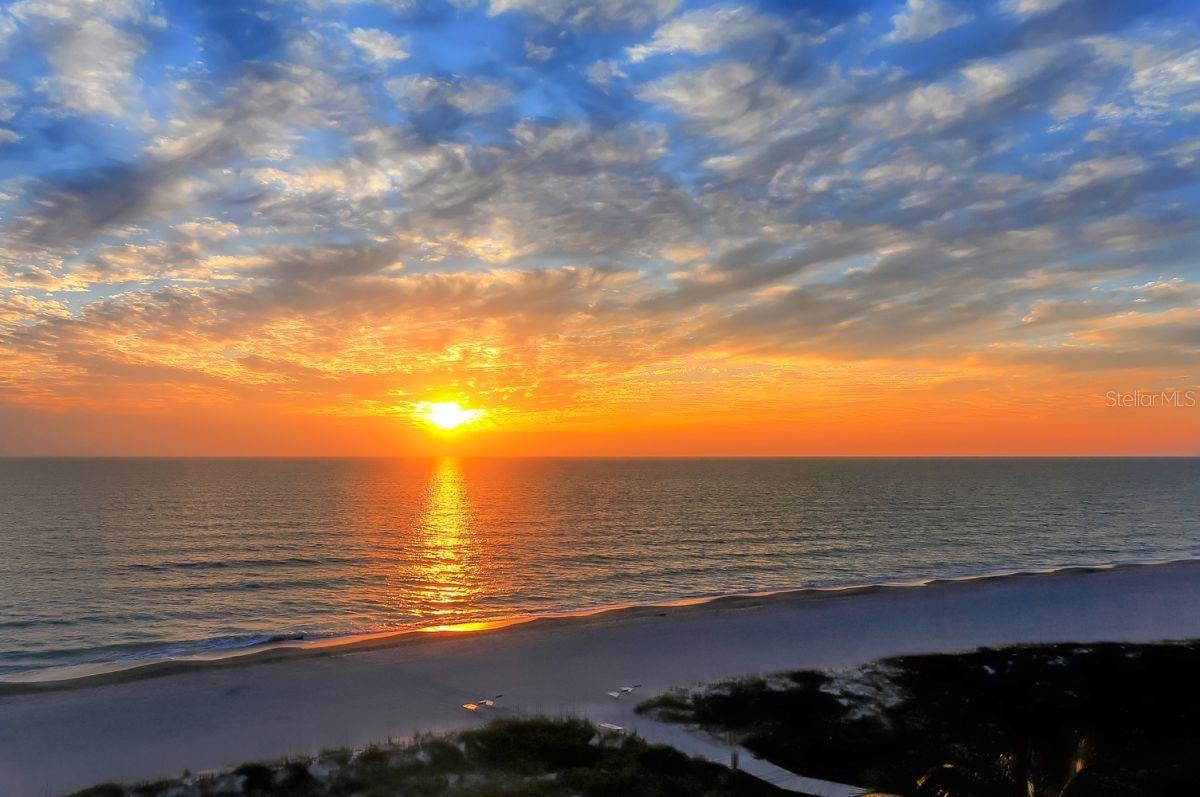 19 WHISPERING SANDS DR #201, SARASOTA, FL, 34242