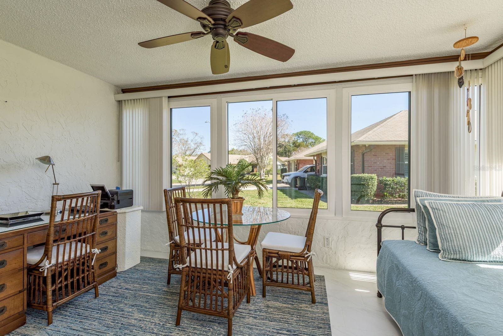 409 STIRLING TER, DUNEDIN, FL, 34698
