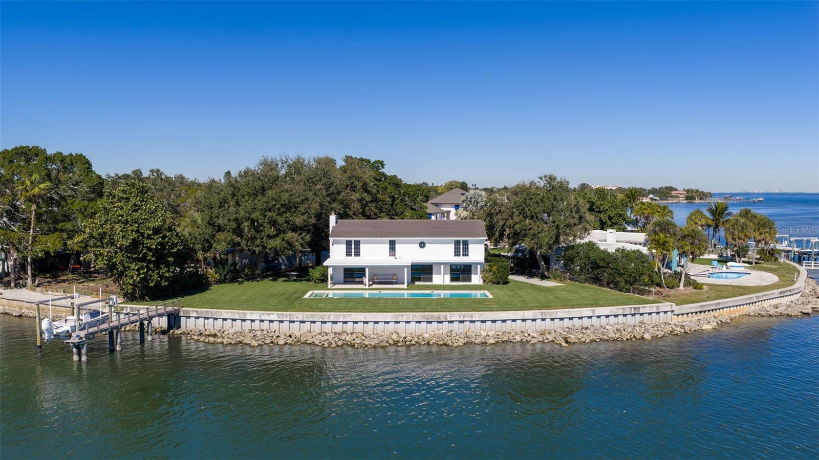 TB8468622 Property Photo