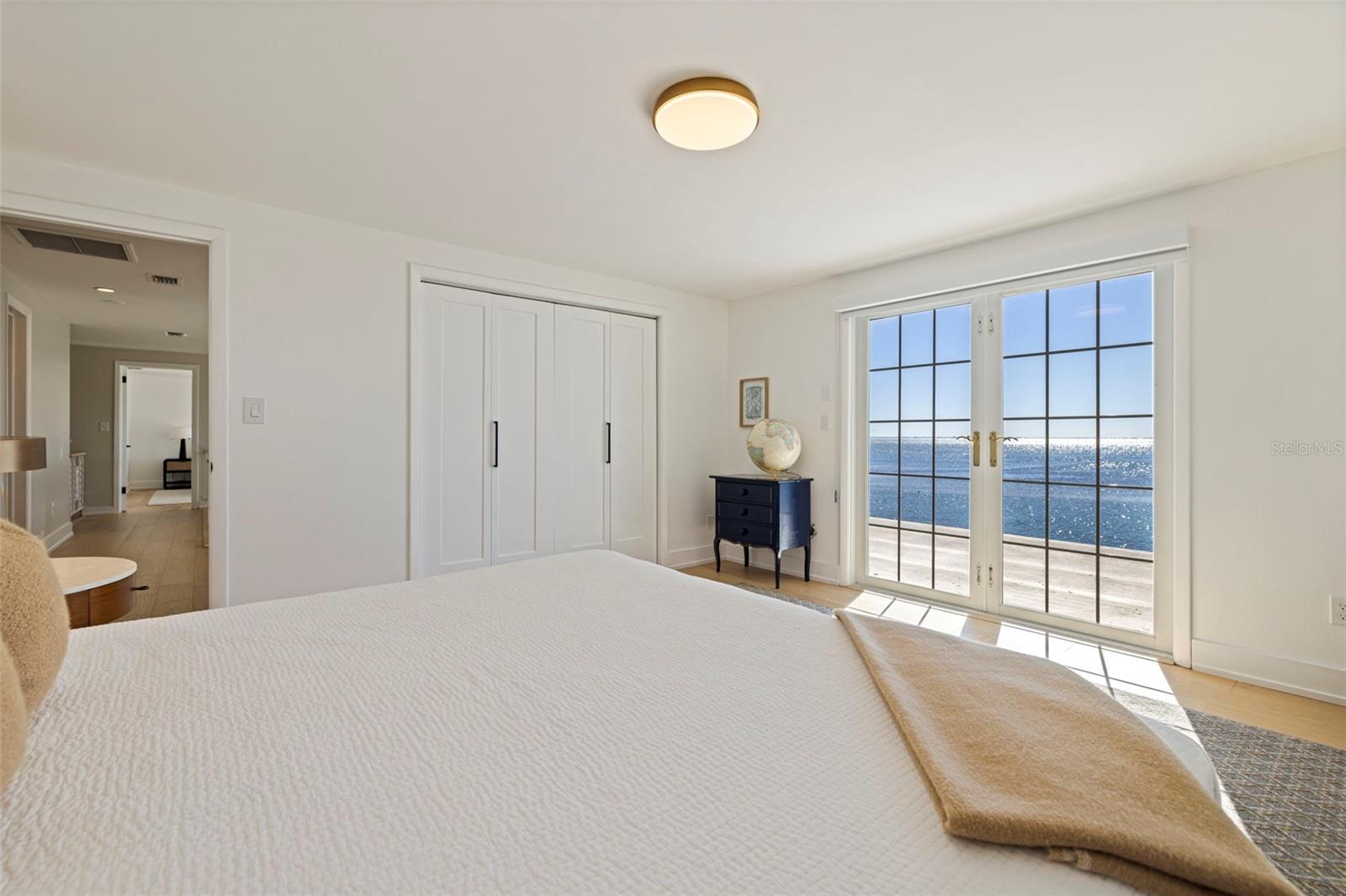 TB8468622 Property Photo