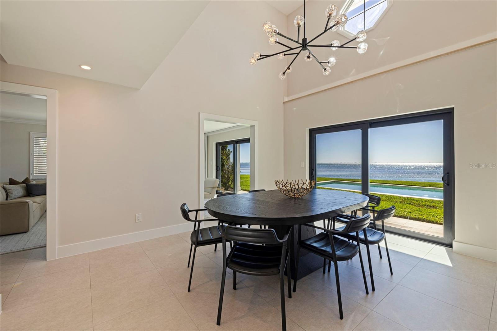 TB8468622 Property Photo