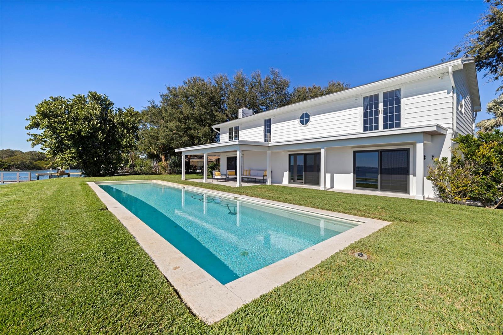 TB8468622 Property Photo