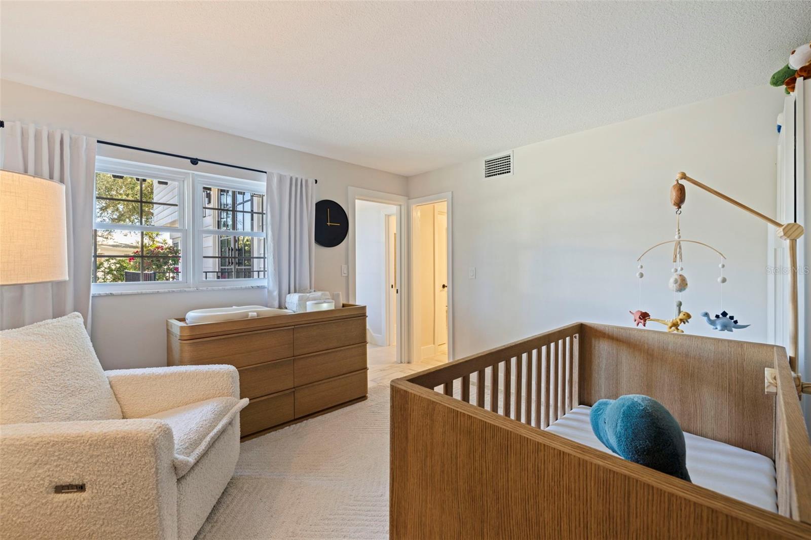 TB8468622 Property Photo