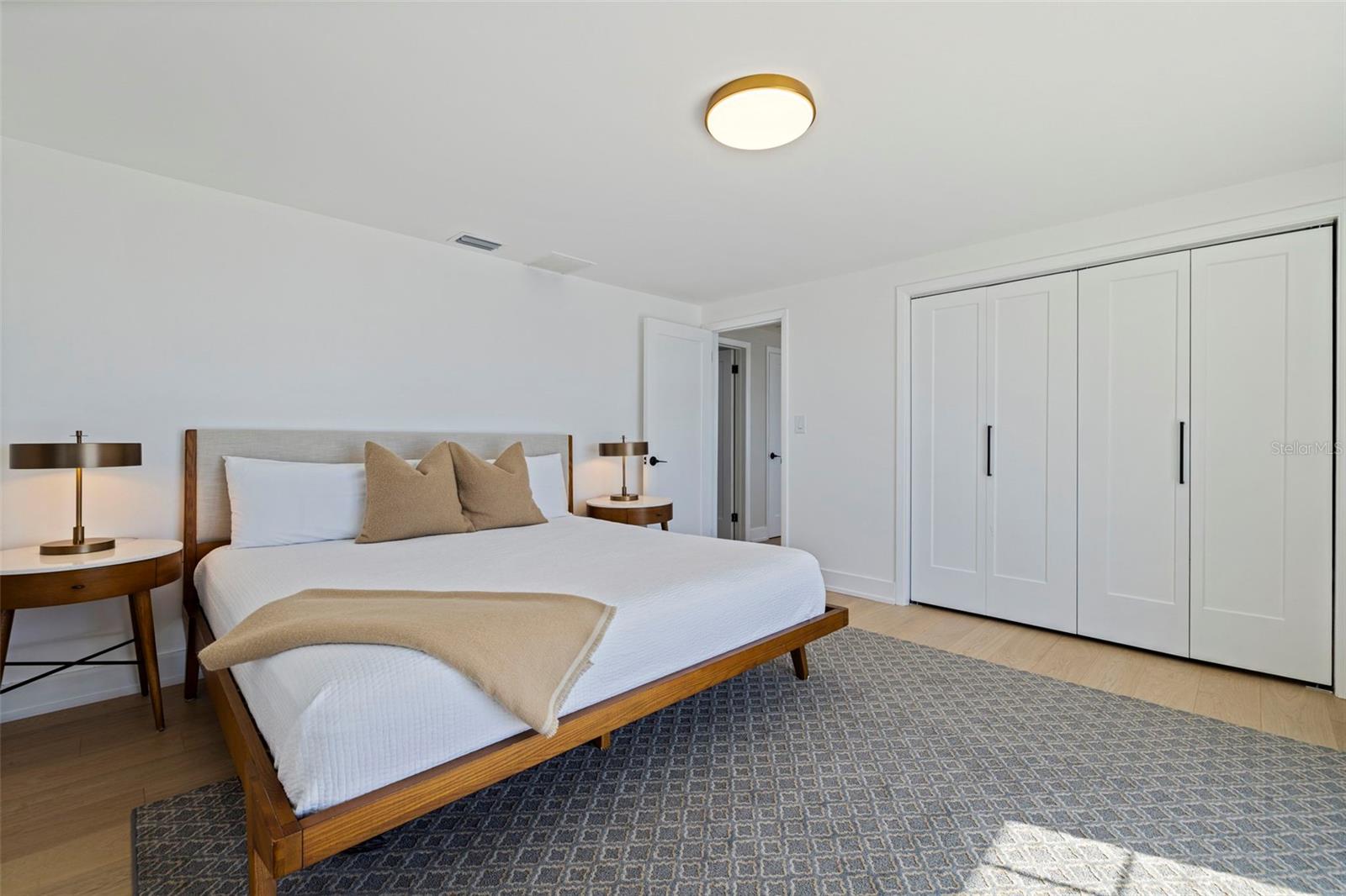 TB8468622 Property Photo