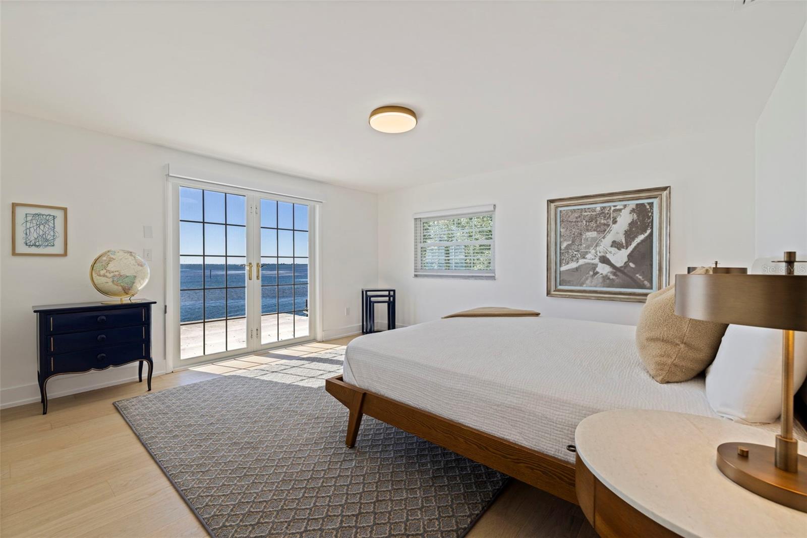 TB8468622 Property Photo