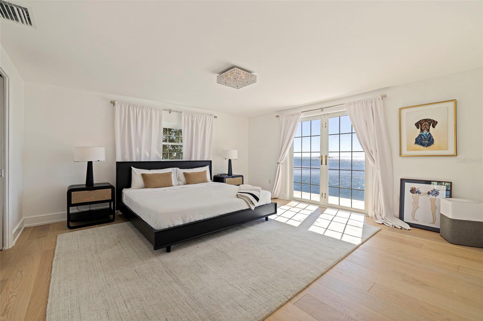 TB8468622 Property Photo