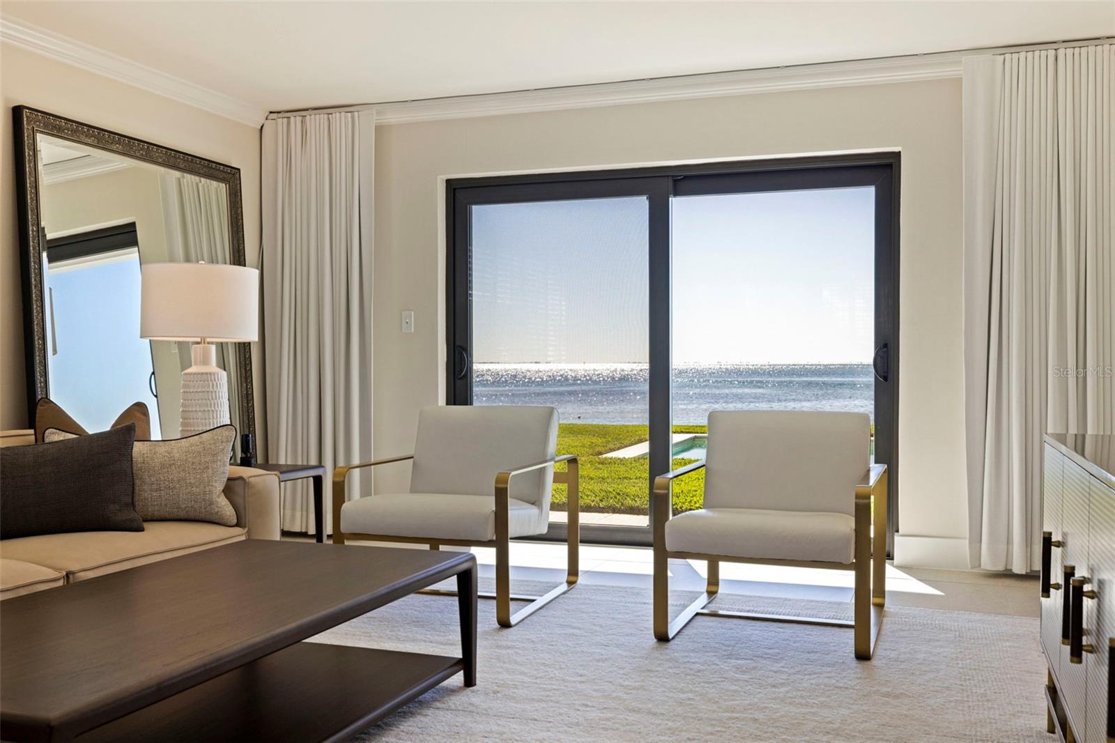 TB8468622 Property Photo