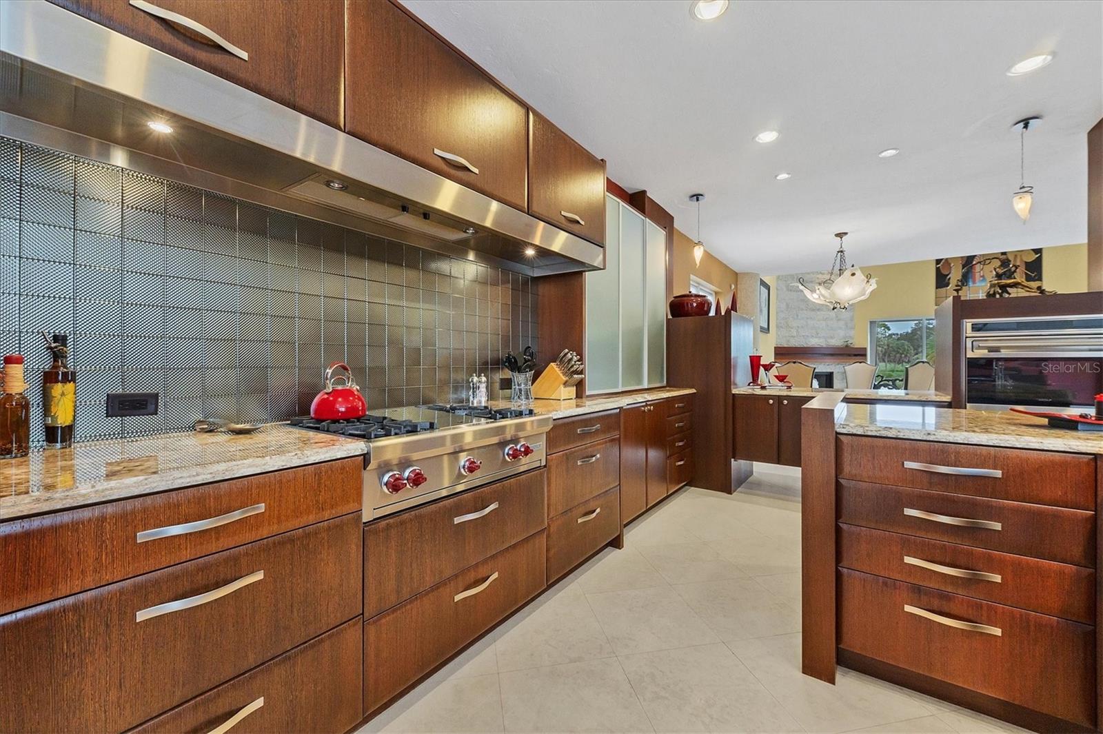 7716 CLUB LN, SARASOTA, FL, 34238