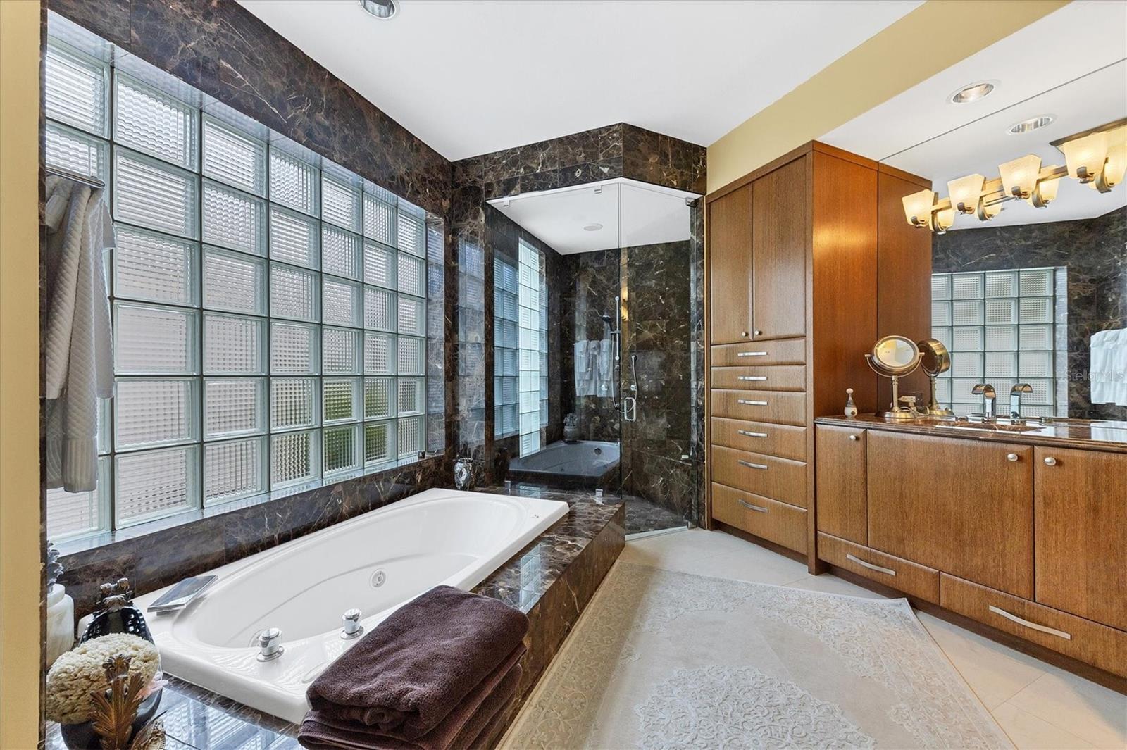 7716 CLUB LN, SARASOTA, FL, 34238