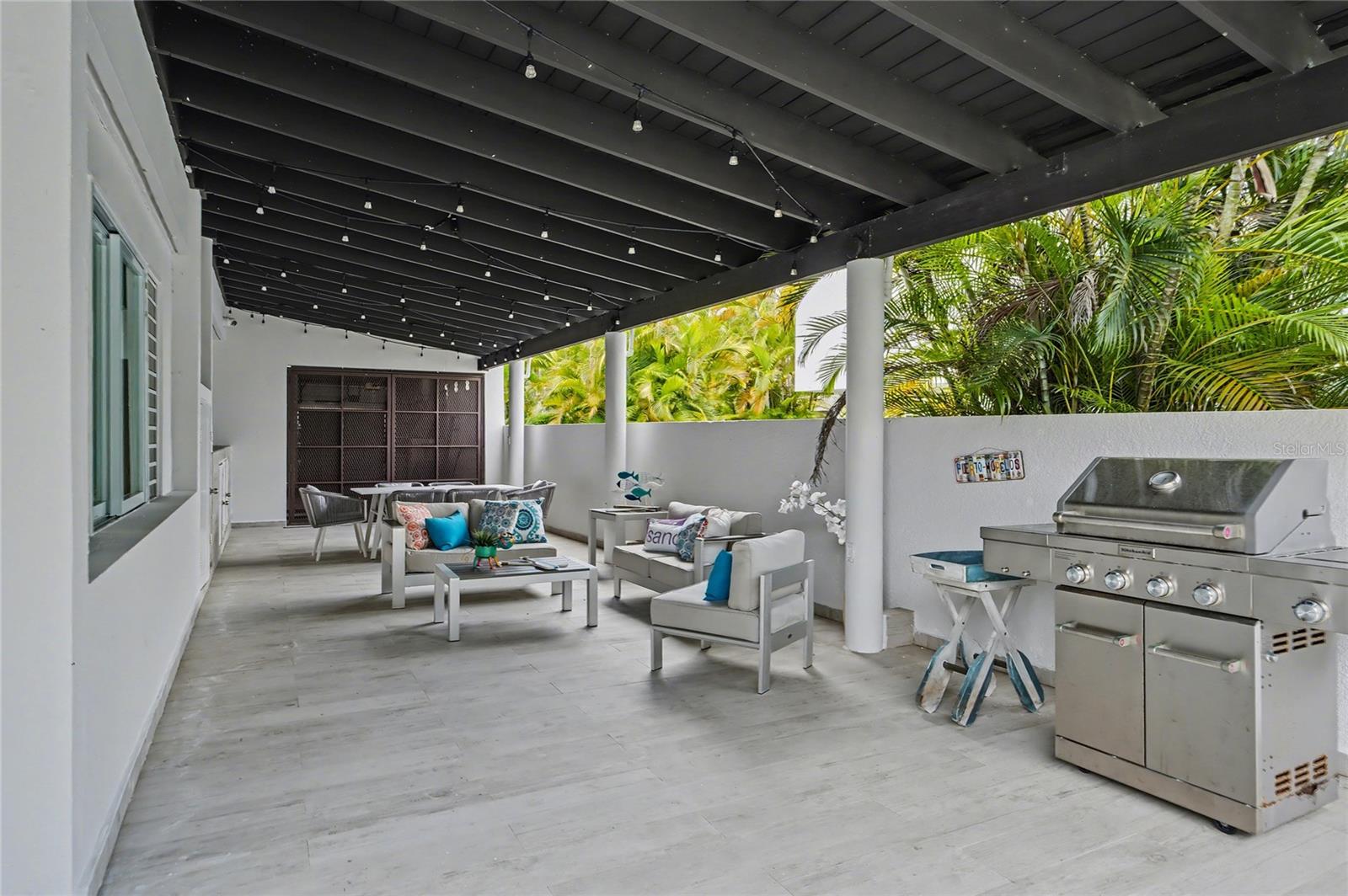 PR9118783 Property Photo