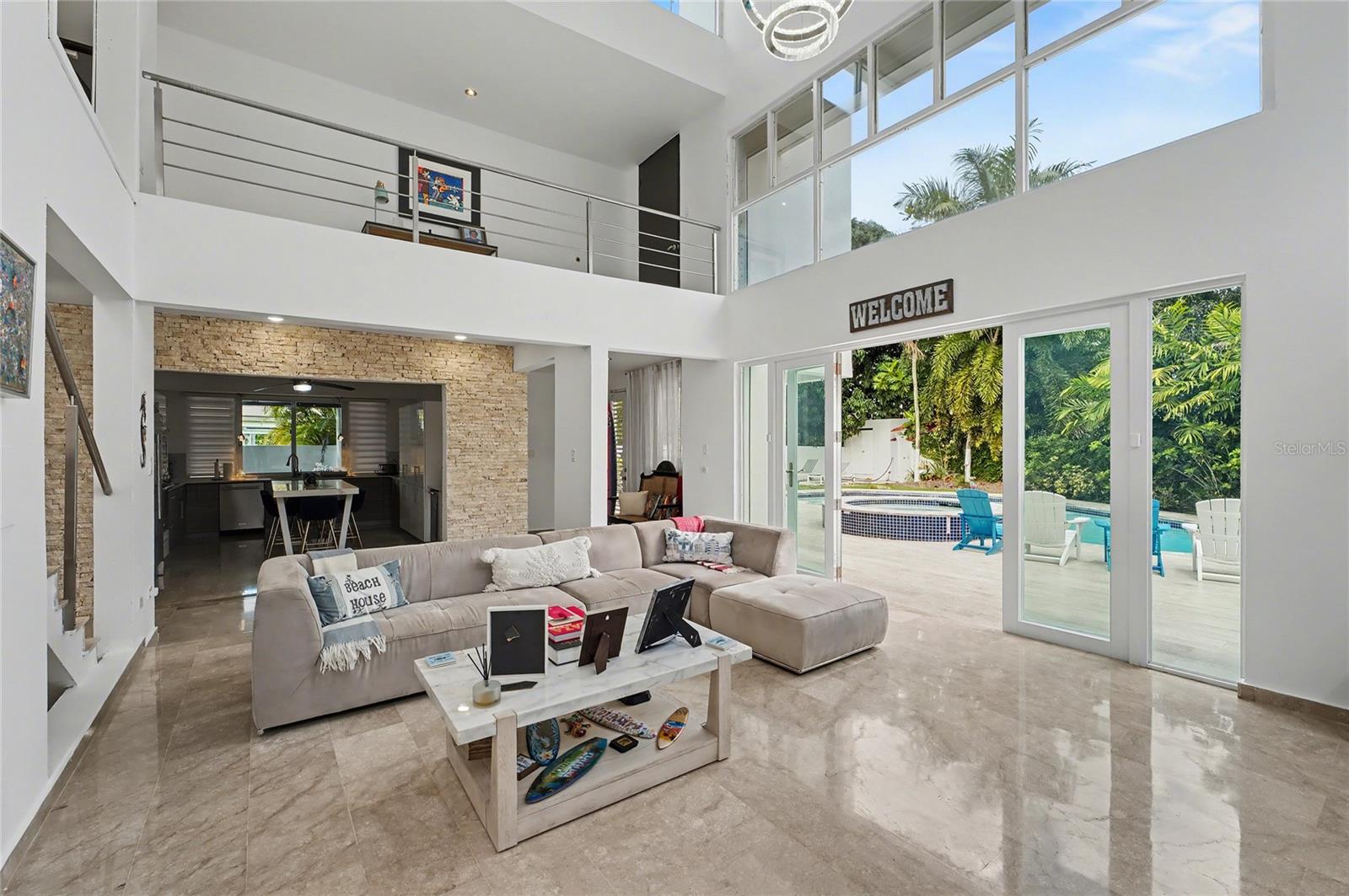 PR9118783 Property Photo