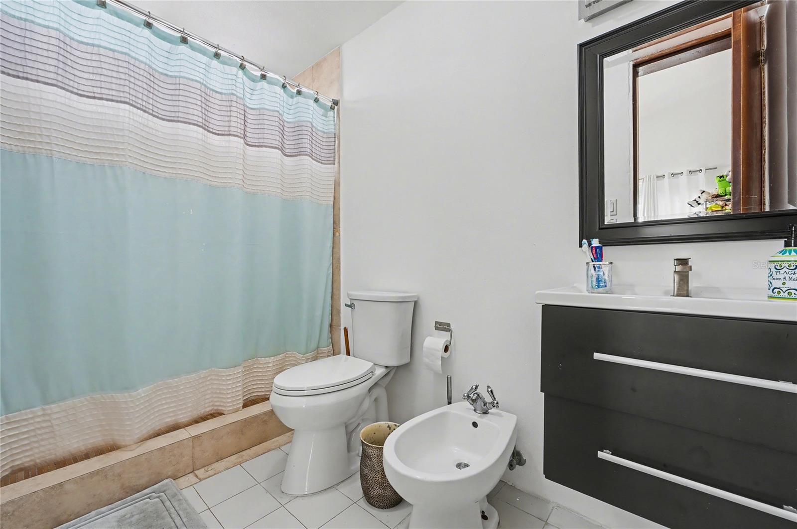 PR9118783 Property Photo