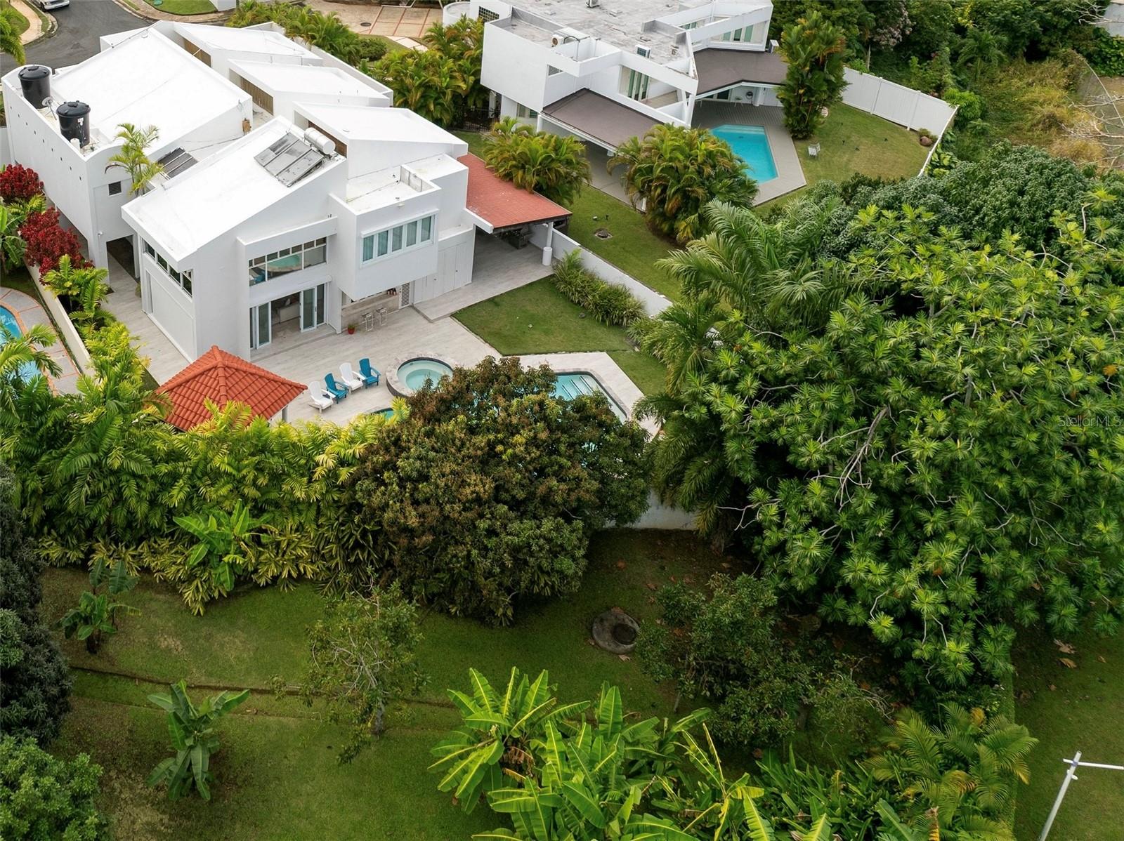 PR9118783 Property Photo