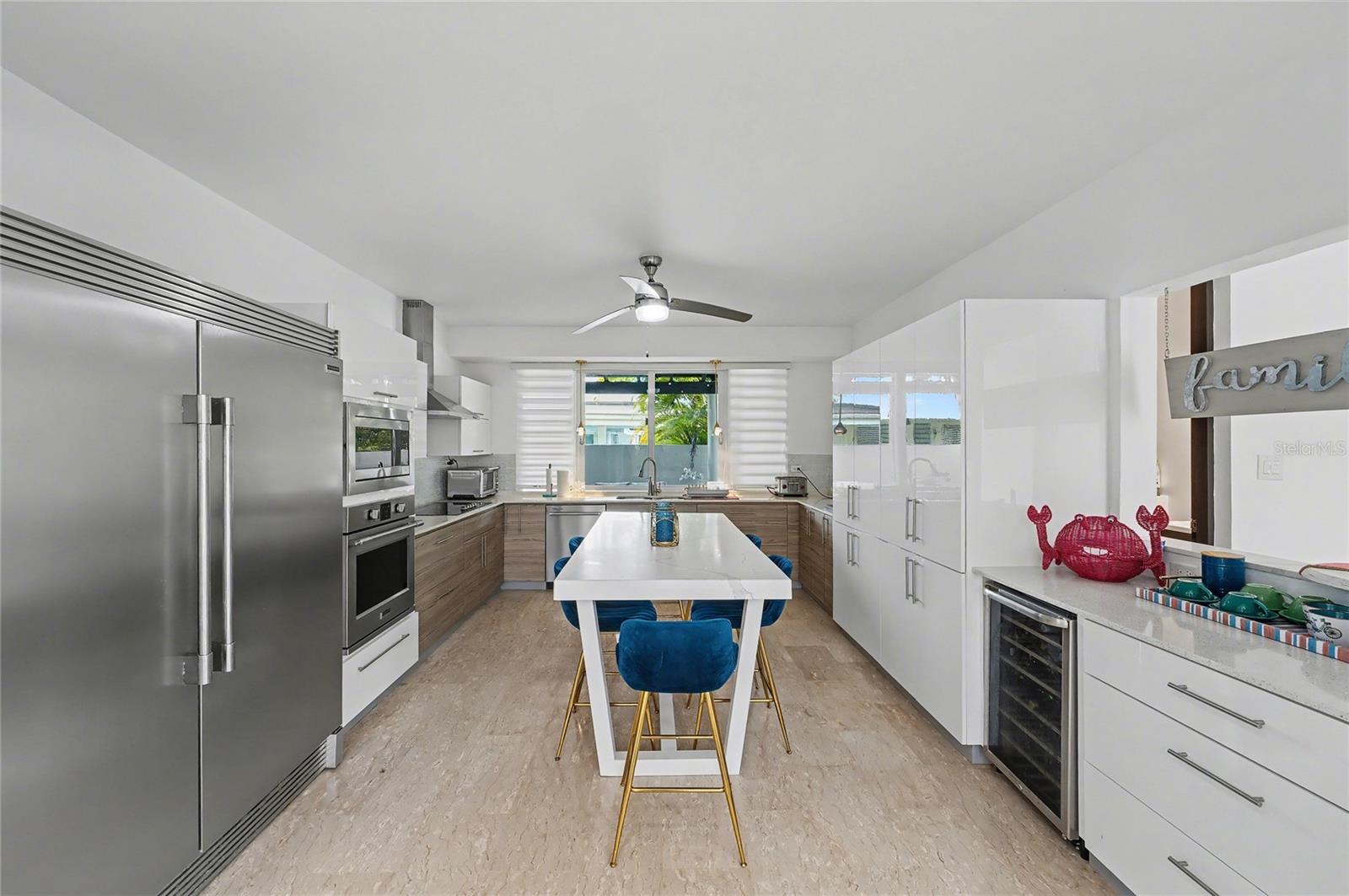 PR9118783 Property Photo