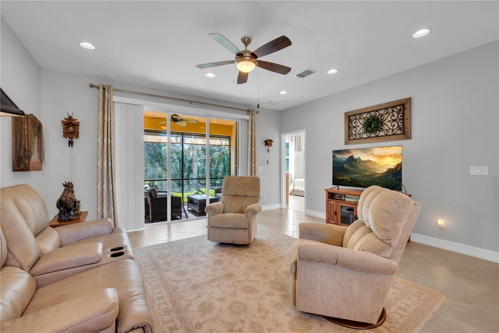 15814 AURORA LAKE CIR, WIMAUMA, FL, 33598