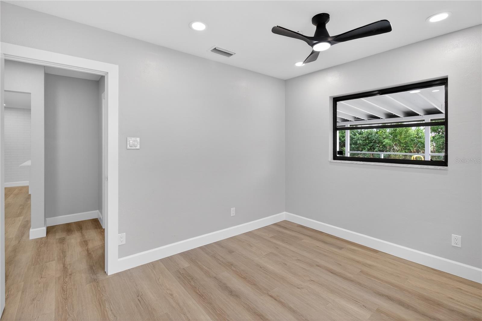 2554 68TH AVE S, ST PETERSBURG, FL, 33712