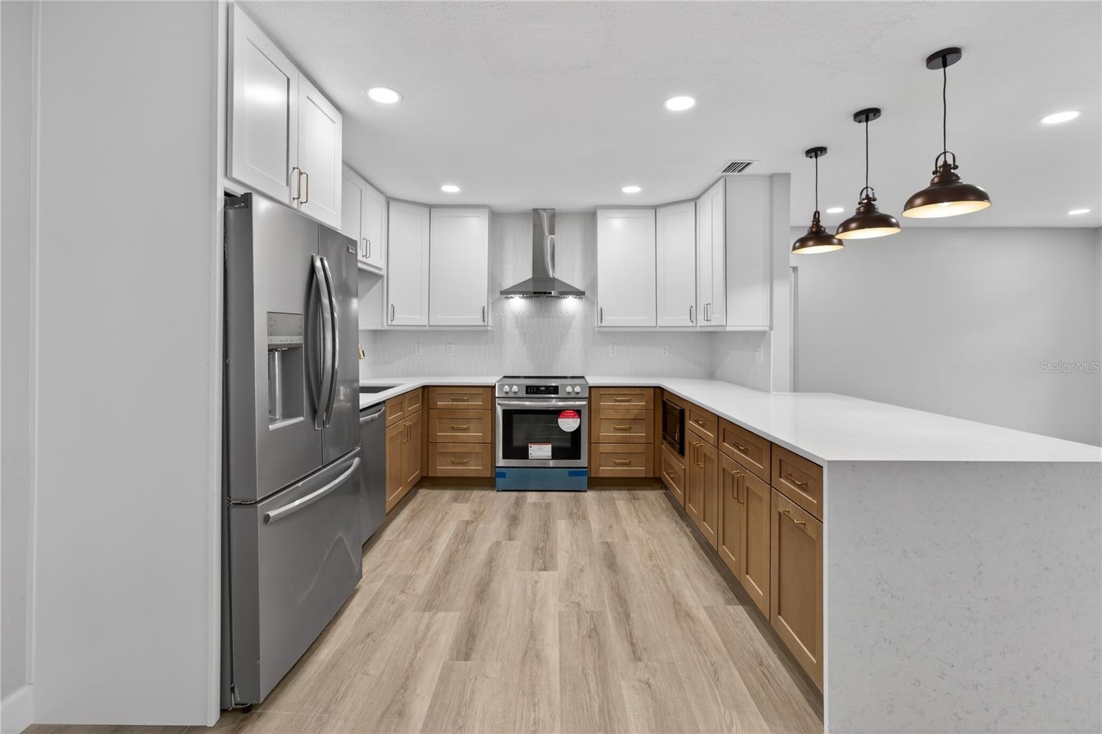 2554 68TH AVE S, ST PETERSBURG, FL, 33712