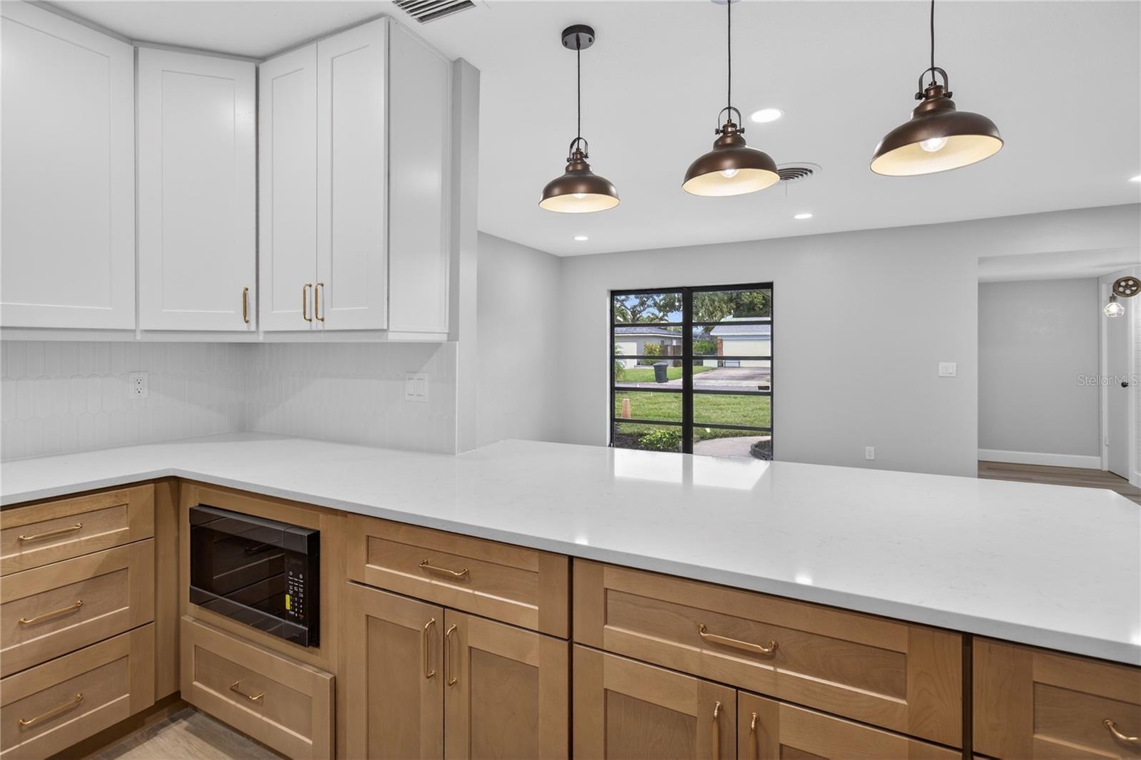 2554 68TH AVE S, ST PETERSBURG, FL, 33712