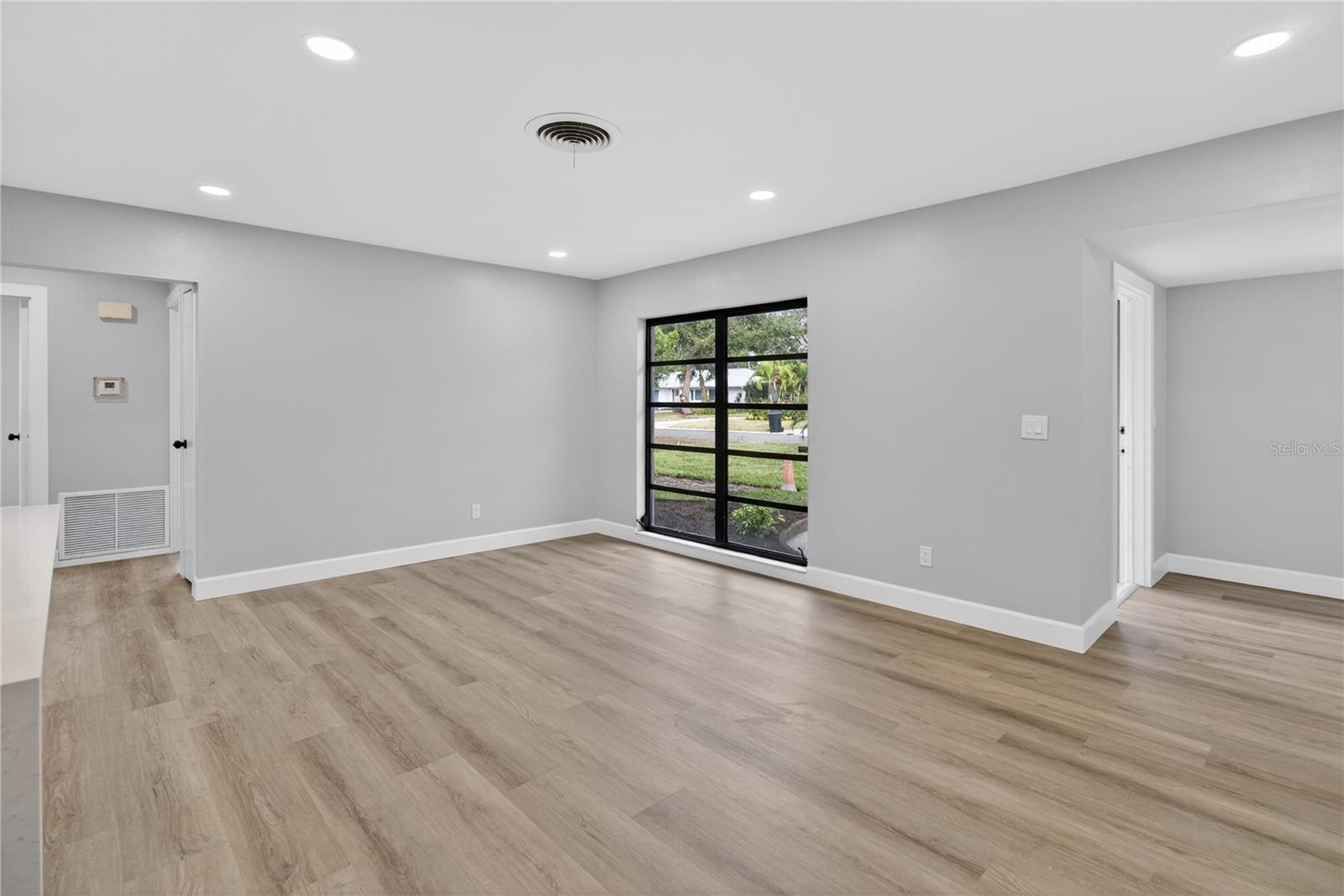 2554 68TH AVE S, ST PETERSBURG, FL, 33712