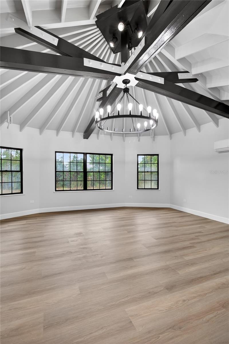 2554 68TH AVE S, ST PETERSBURG, FL, 33712