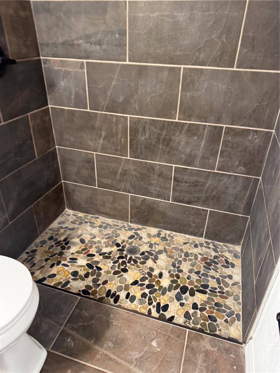 413 W BERESFORD AVE, DELAND, FL, 32720