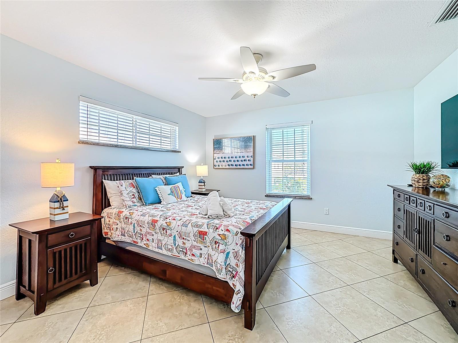 4805 2ND AVE, HOLMES BEACH, FL, 34217