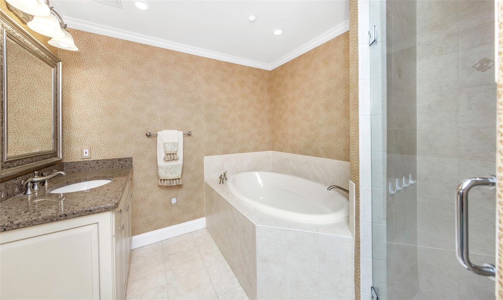 TB8468695 Property Photo