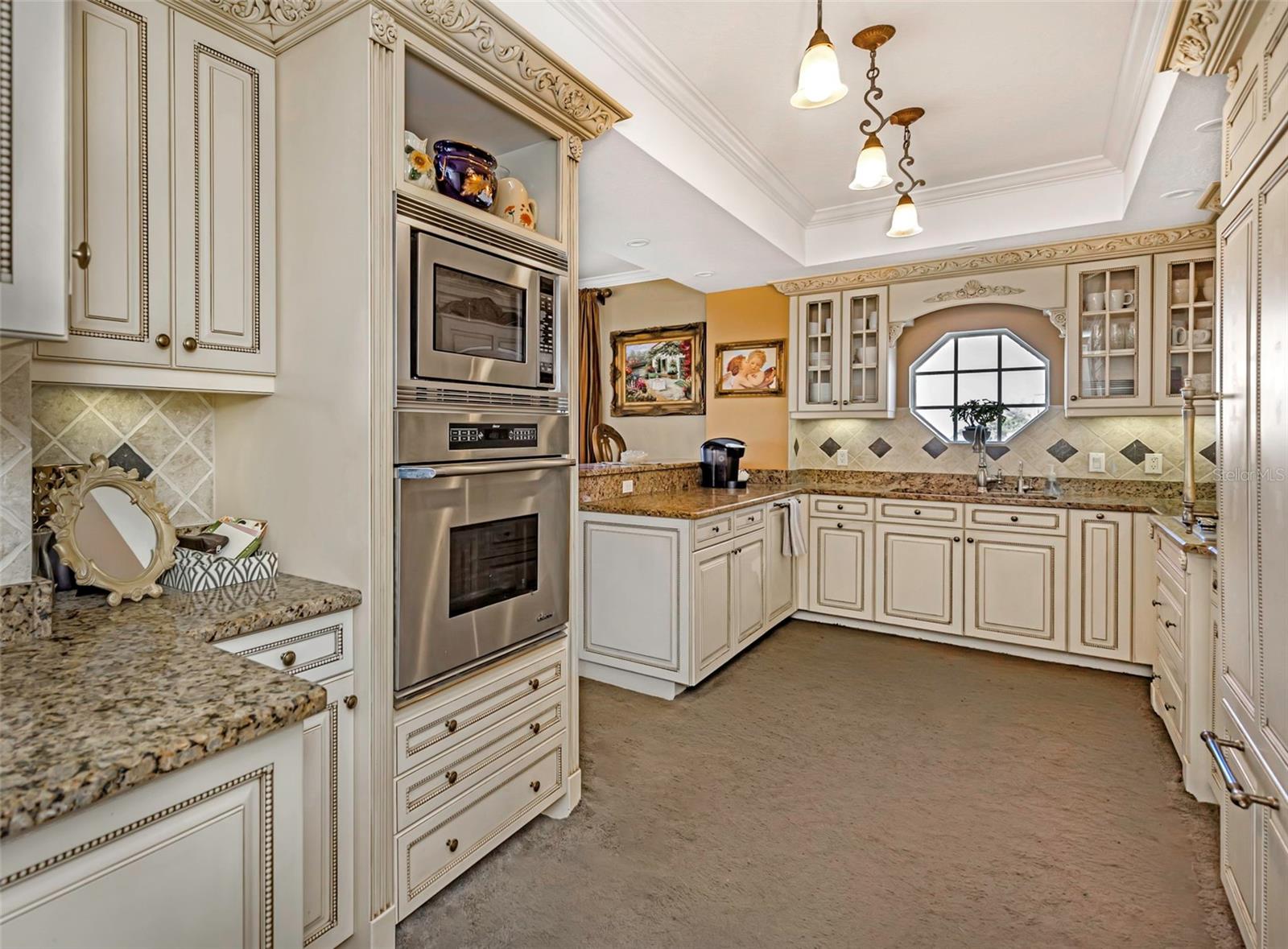 TB8468695 Property Photo