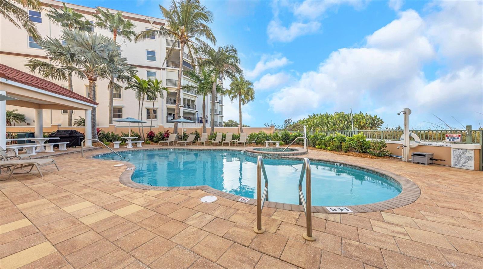 TB8468695 Property Photo