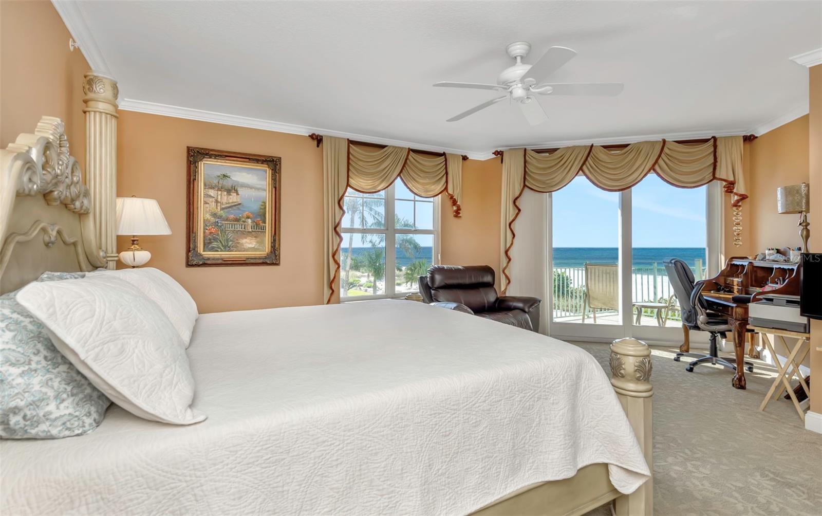 TB8468695 Property Photo