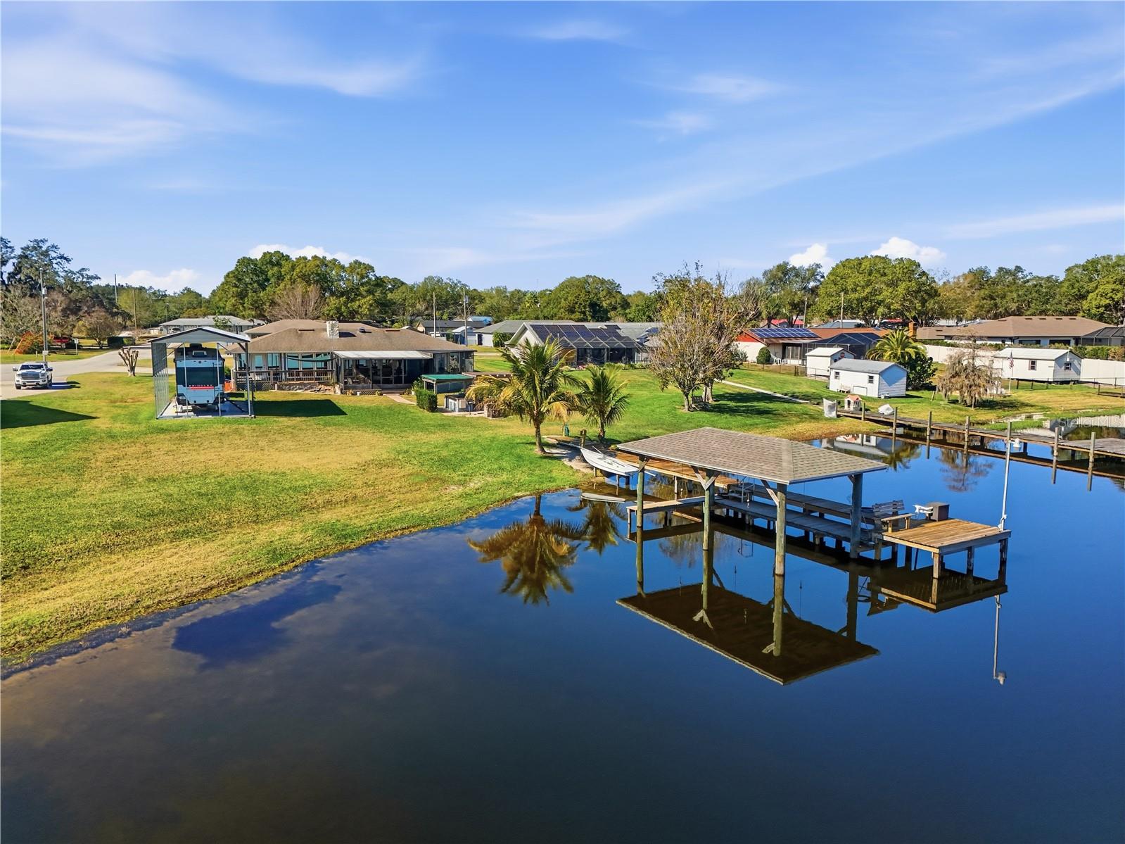 533 EDGEWATER DR, POLK CITY, FL, 33868